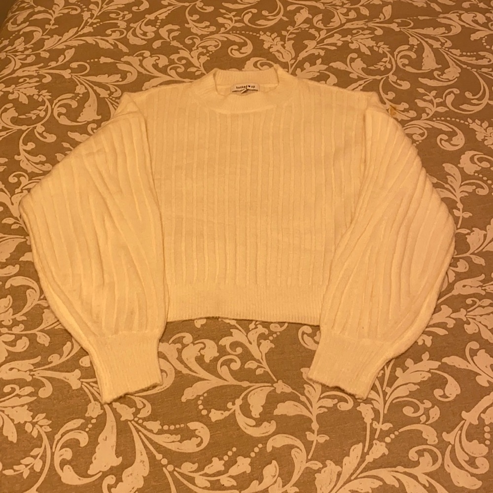 Cozy ribbed white sweater NWOT
